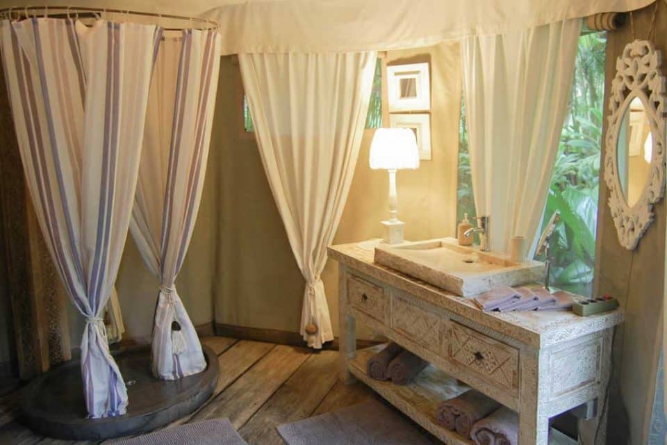 glamping-toilet