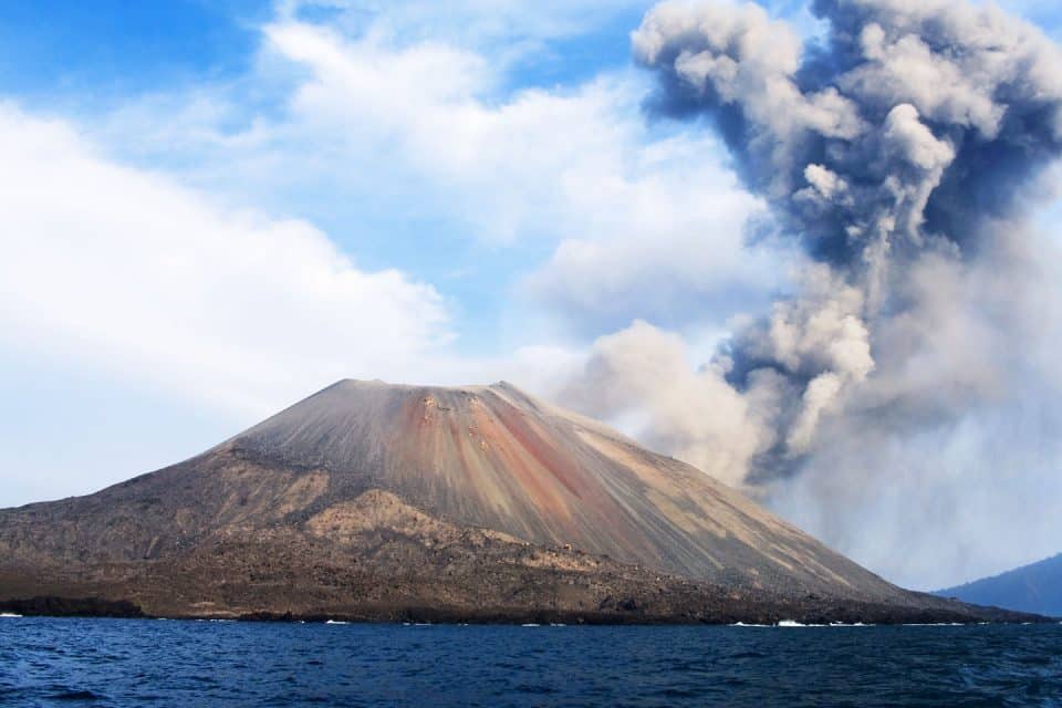 indo-anak-krakatau