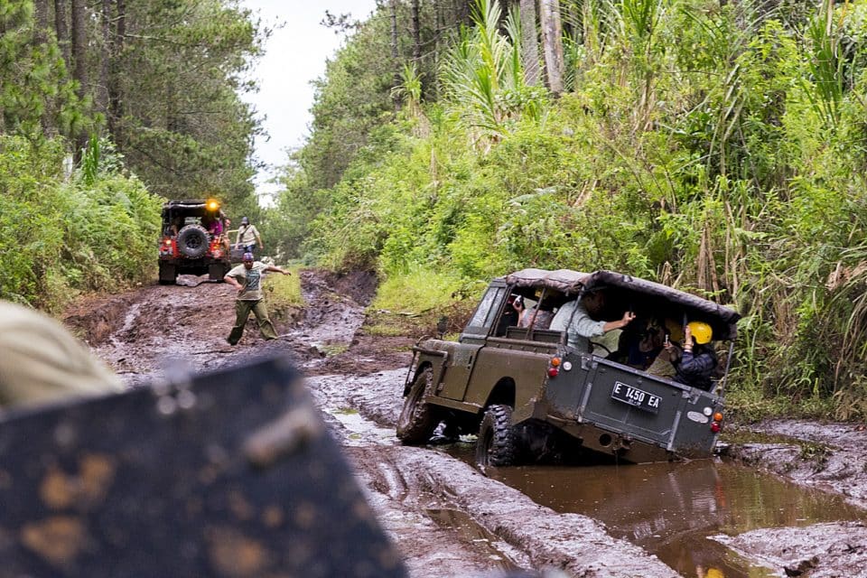 4WD off-raod Bandung Indonesia - Rescue