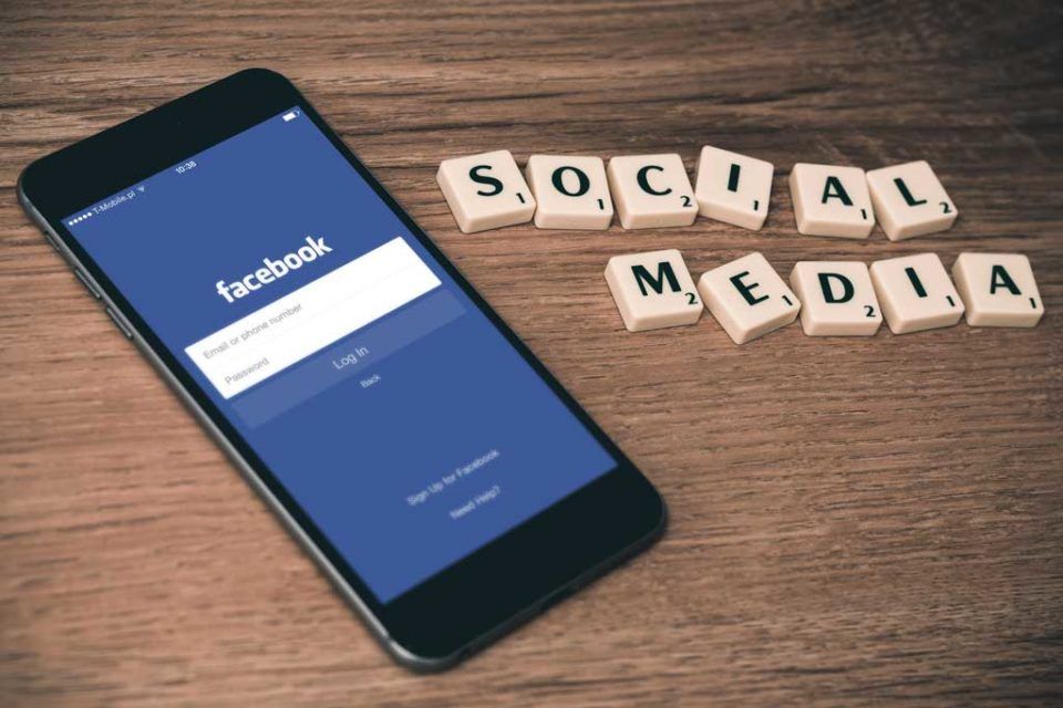 blogging-social-media