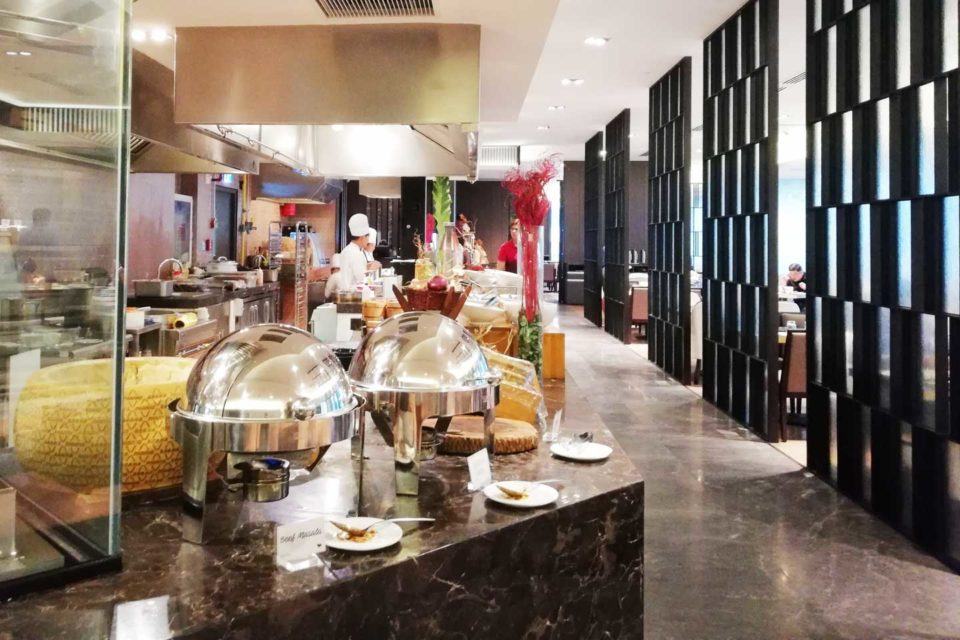 buffet dinner IM Hotel