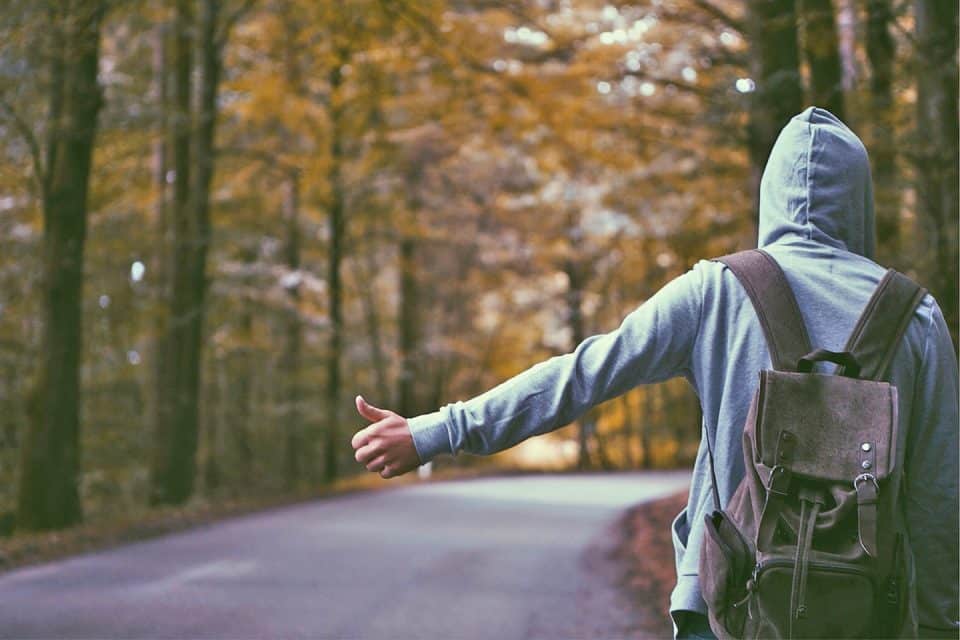 hitchhiking-lead