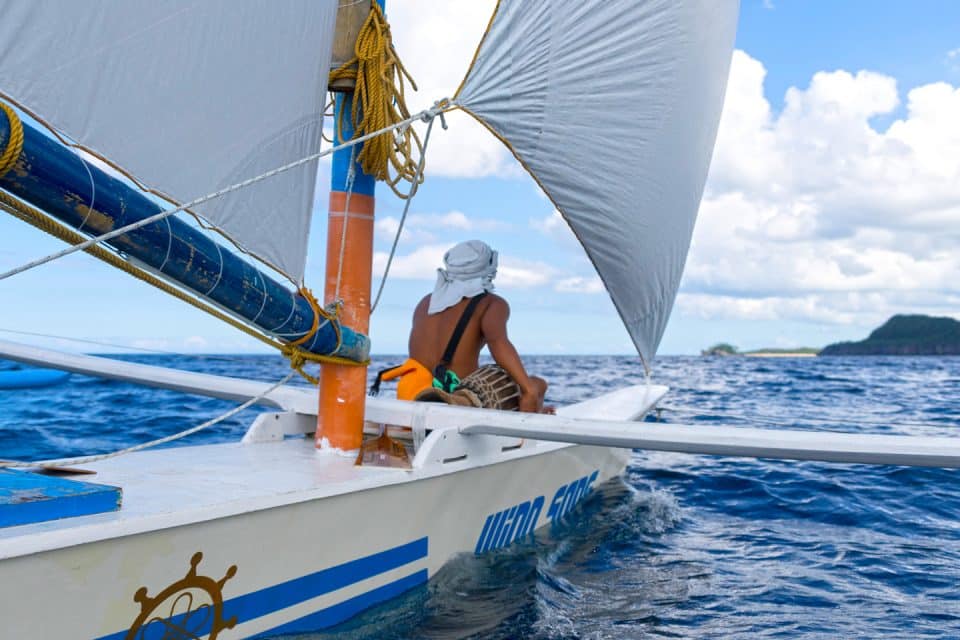 paraw sailing boracay