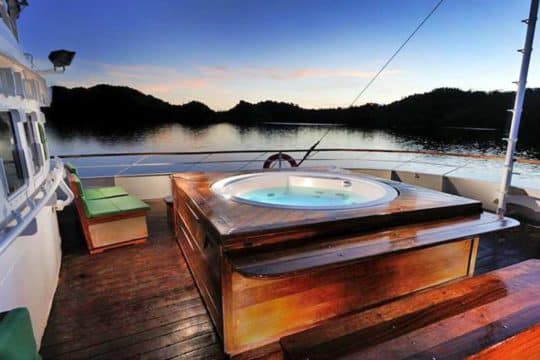solitude-one-deck
