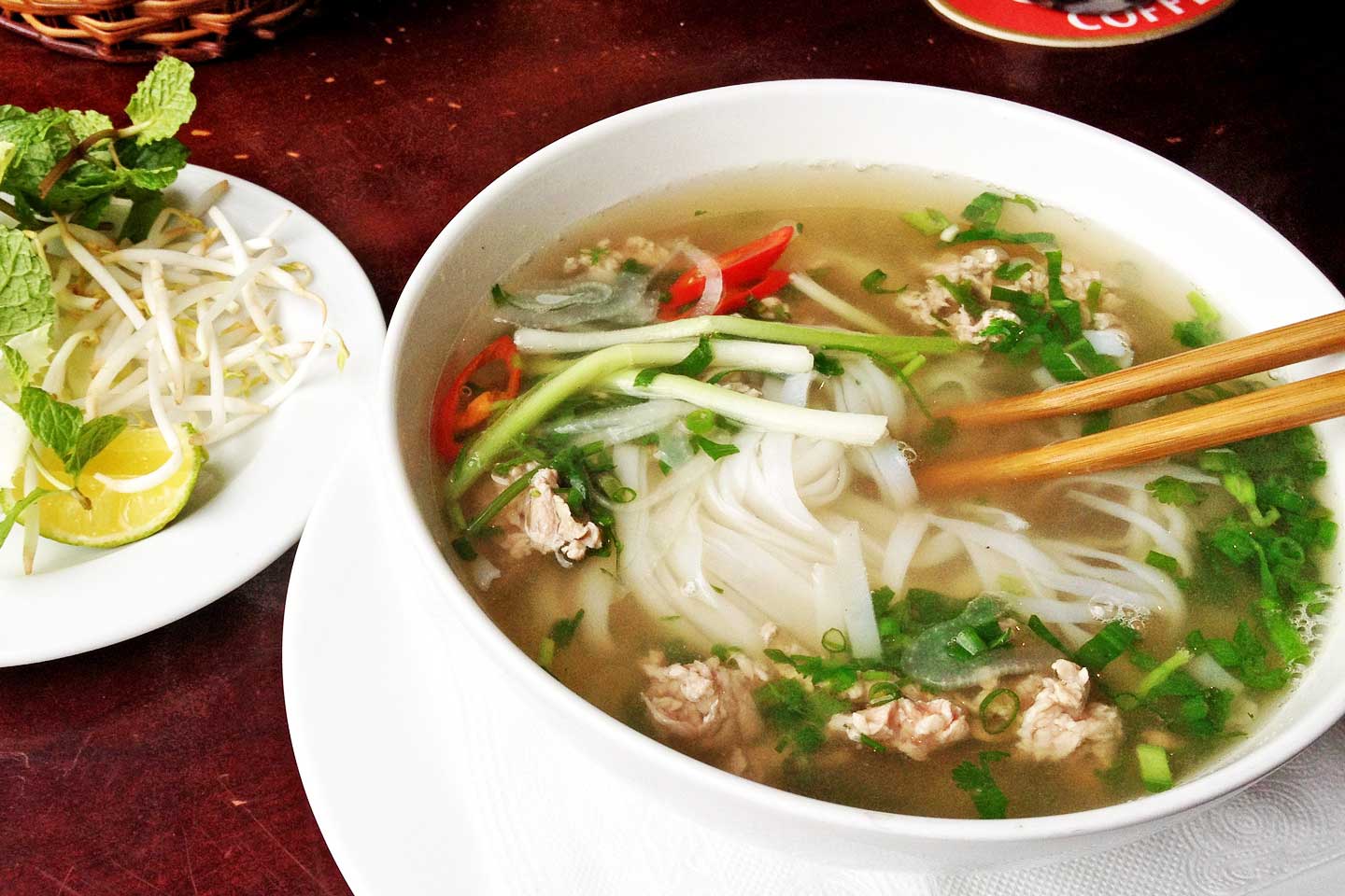 vietnam food pho