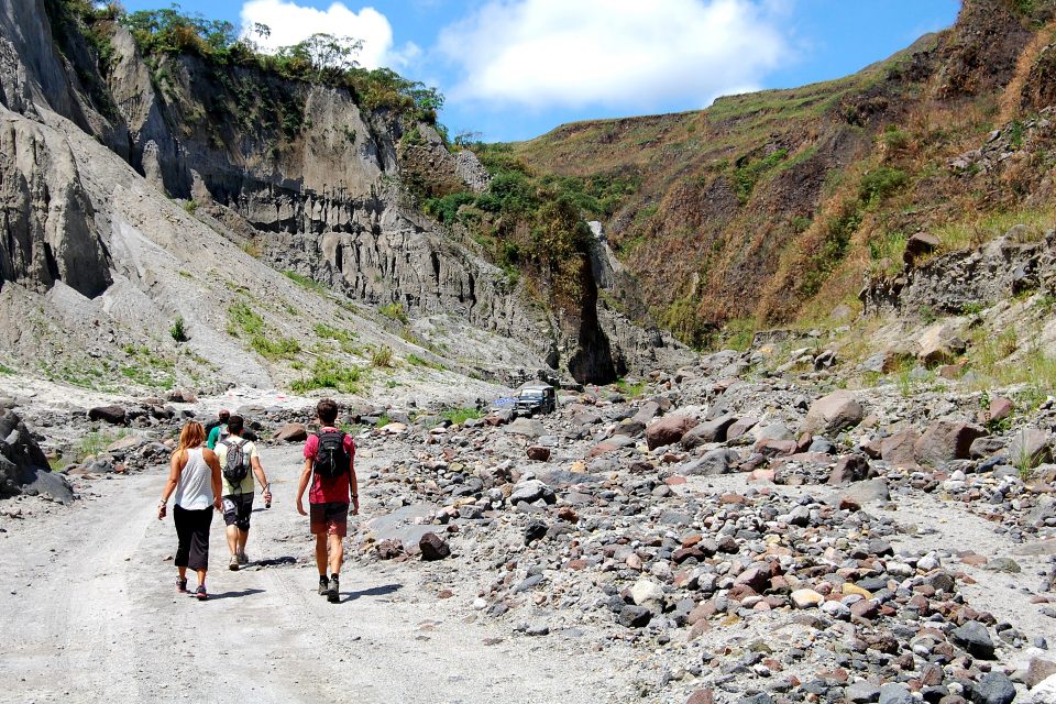 mount pinatubo trek