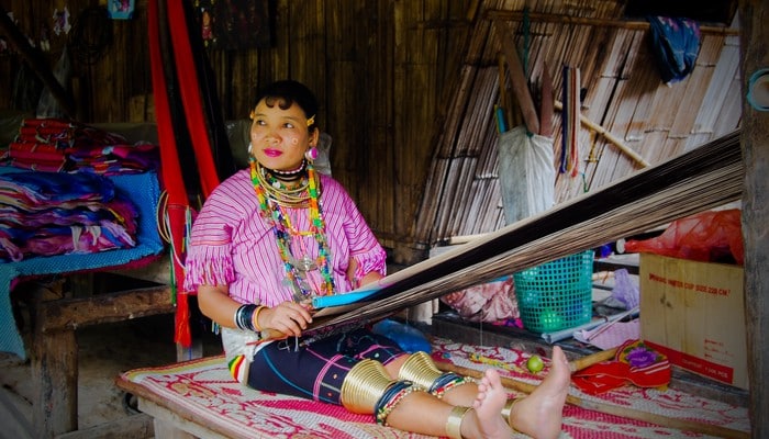 5 tribe village chiang mai