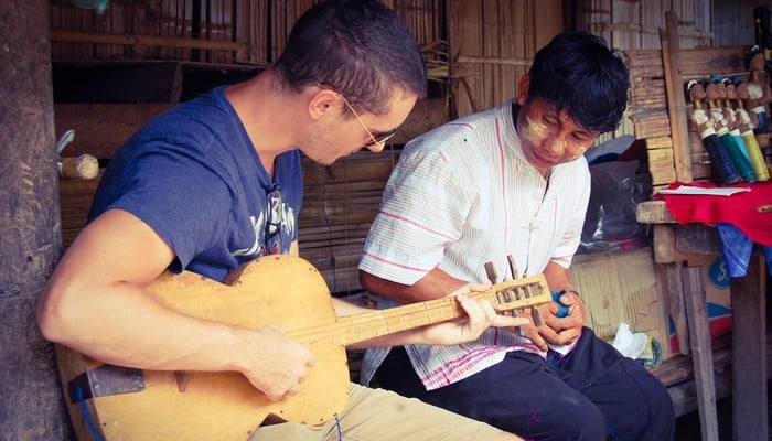 tom guitar tribe