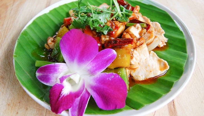 chicken cashew cooking chiang mai