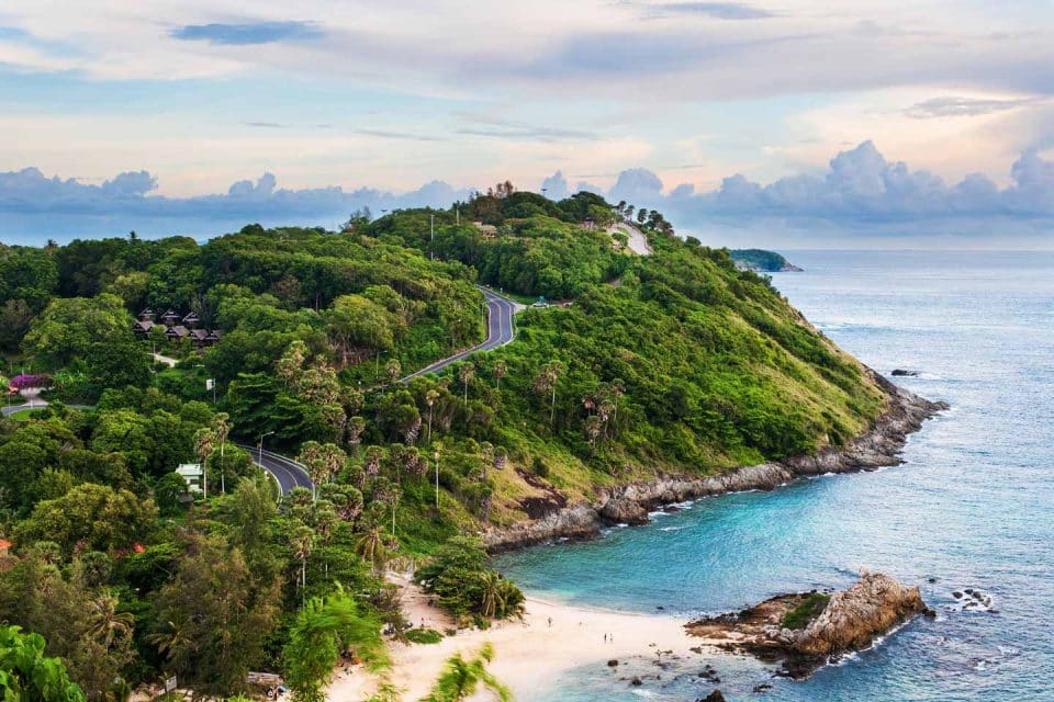 where-to-stay-phuket-lead