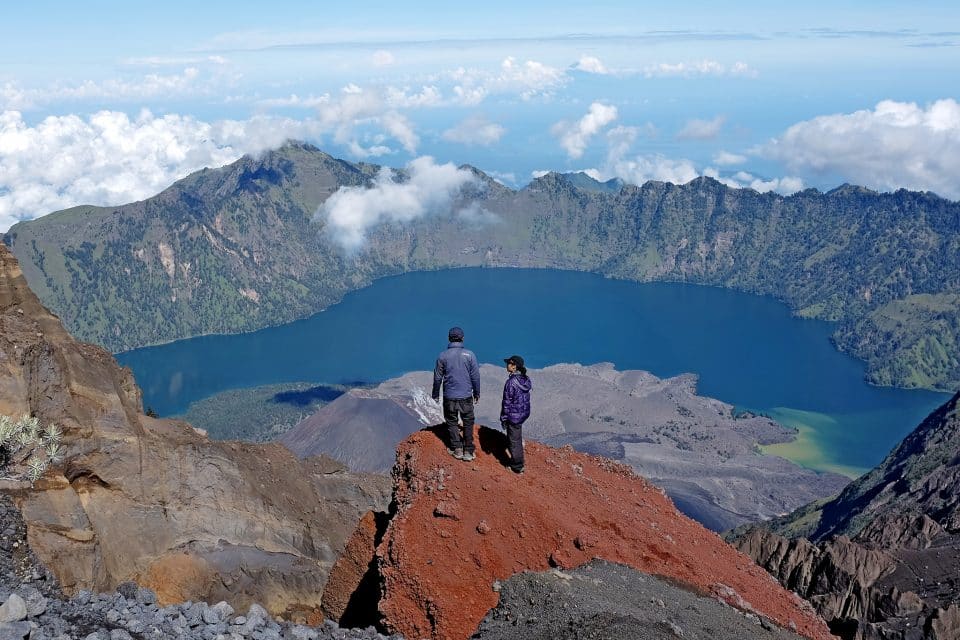 mount rinjani indonesia