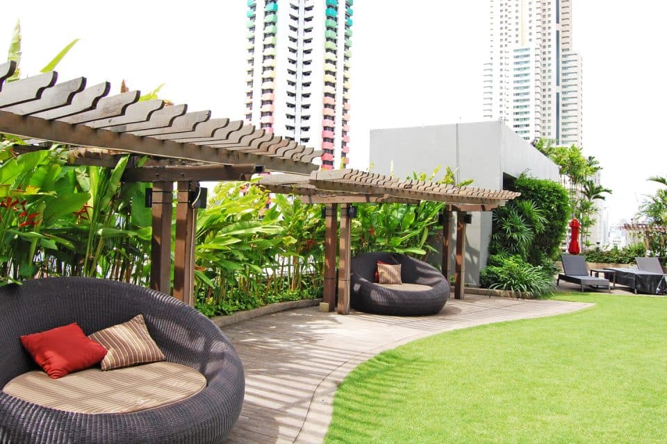 poolside amari watergate hotel
