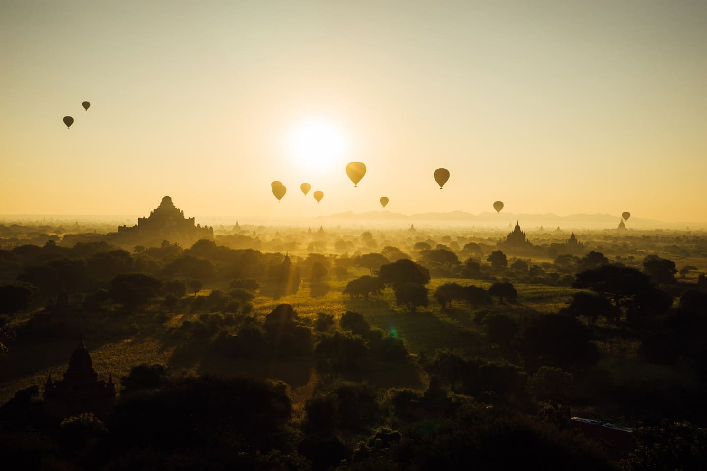 20-photos-myanmar_balloons