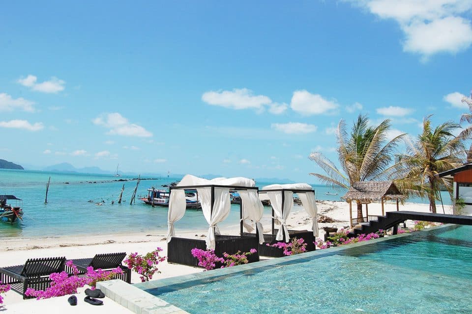 The-beach-samui