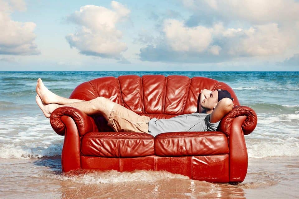 couch surfing