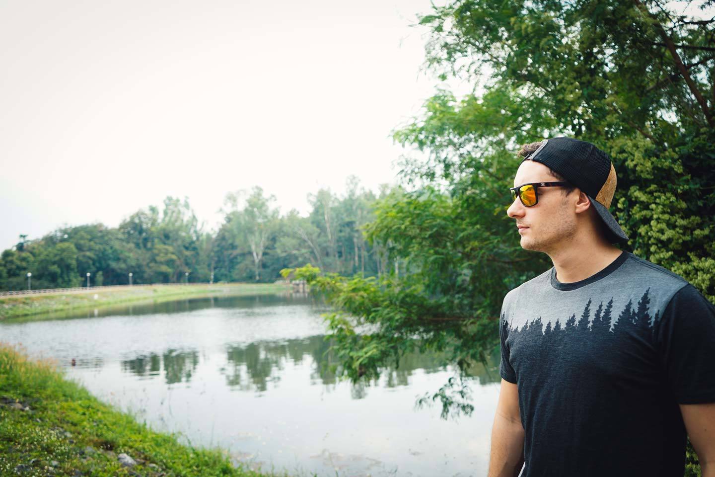 tom wearing tentree