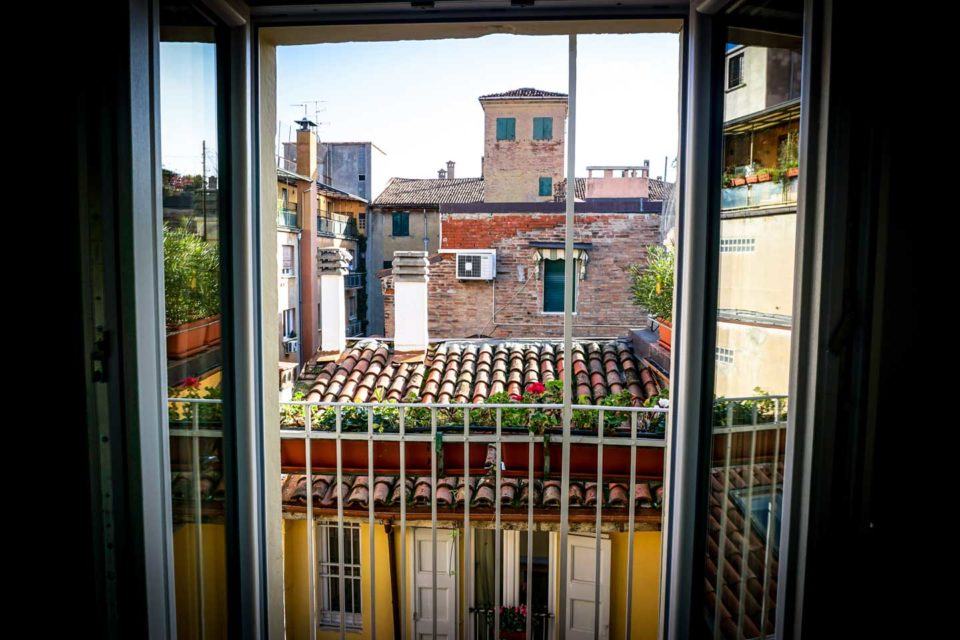L'8Boutique view