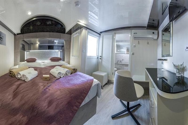 ave maria cabin