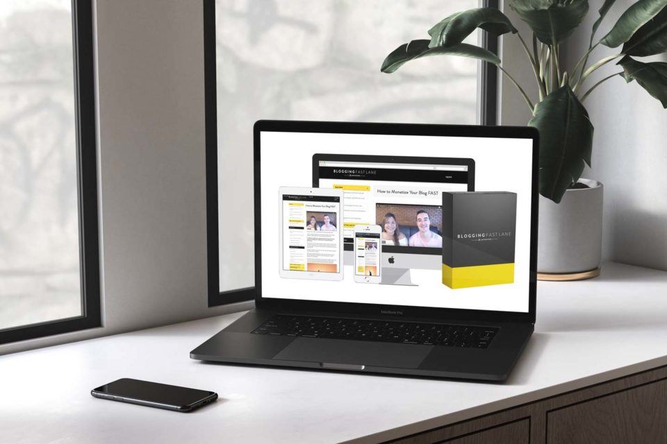 blogging fast lane course reviewa