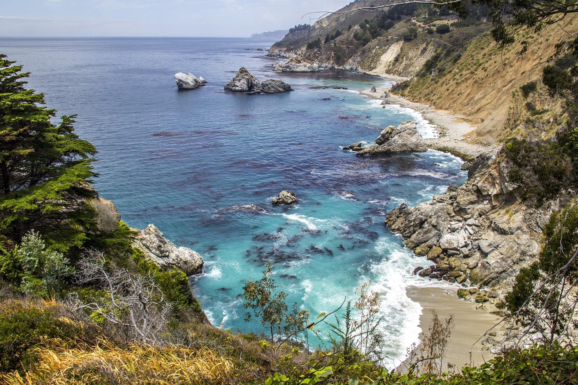 ocean with rocks on california coast