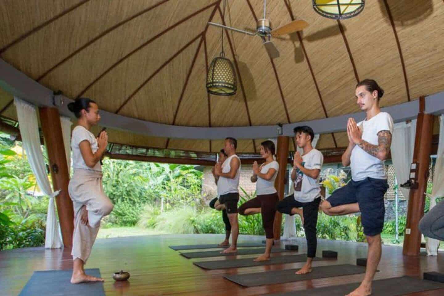 yoga retreat in bali